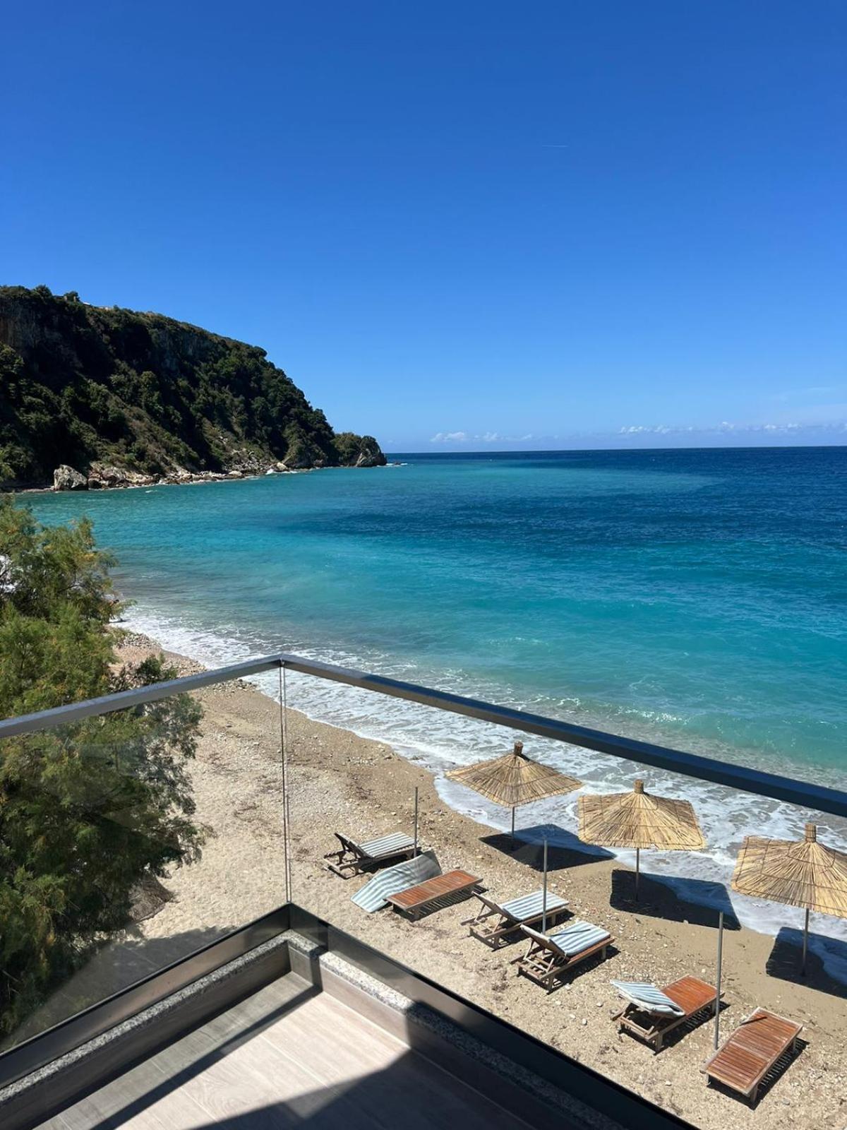 Emily'S Hotel Himara Kültér fotó