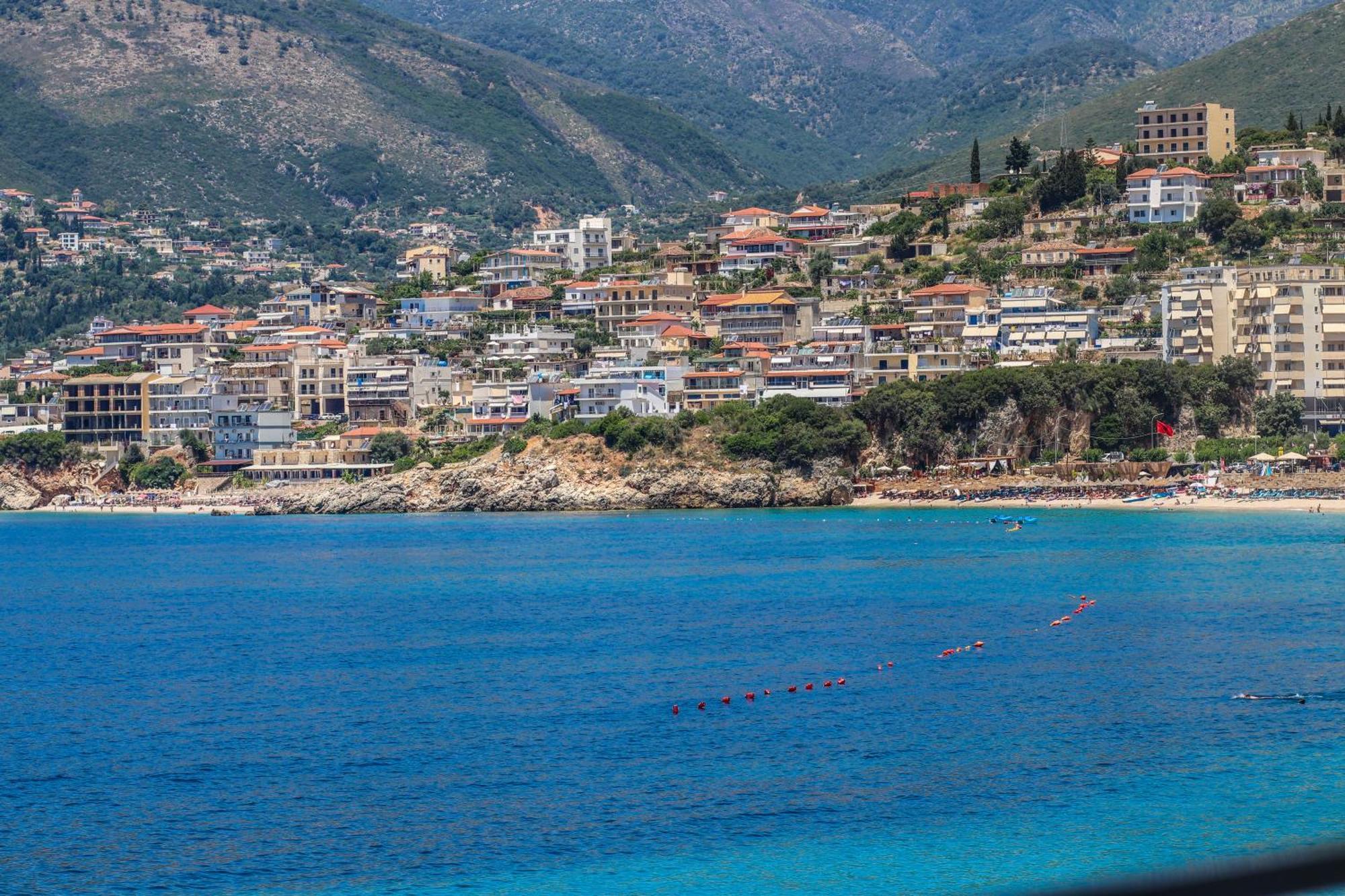 Emily'S Hotel Himara Kültér fotó